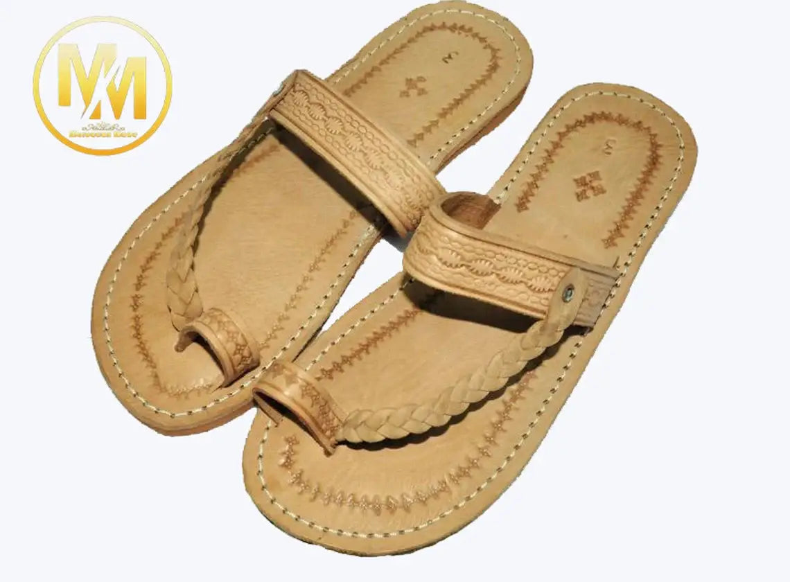 Sandalias de color beige